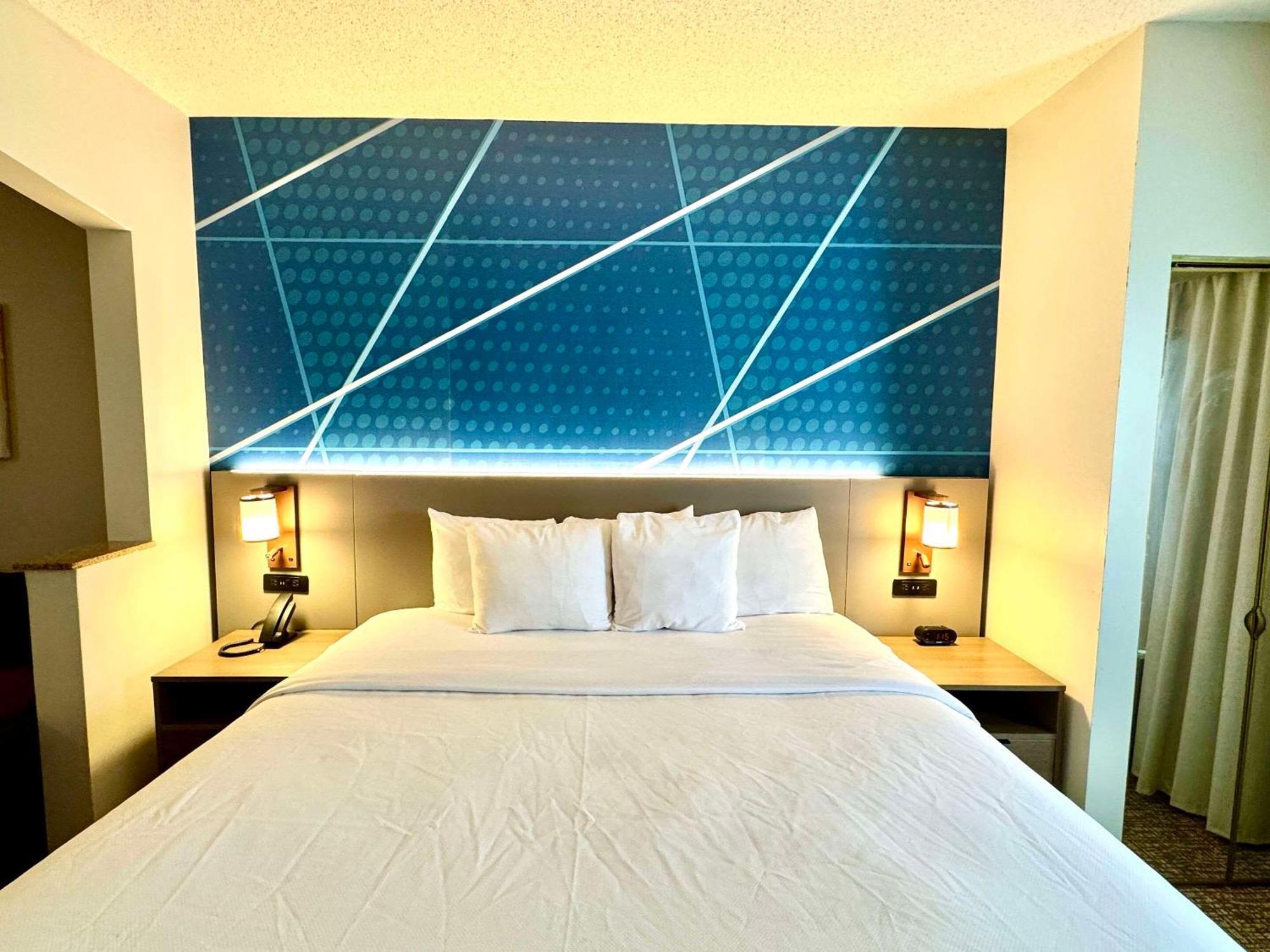 Comfort Suites East Brunswick - South River Esterno foto