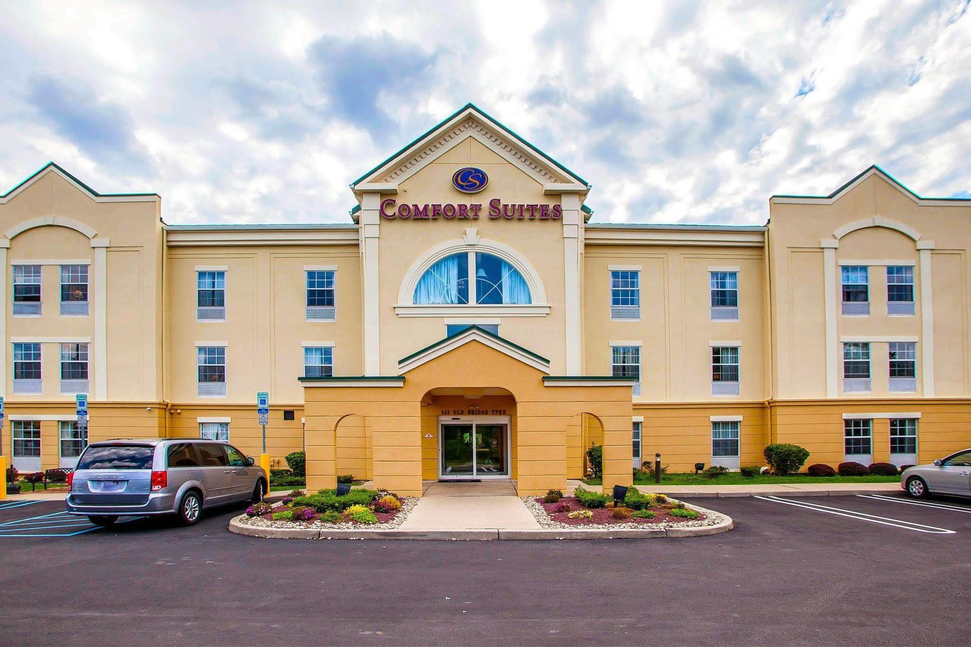 Comfort Suites East Brunswick - South River Esterno foto